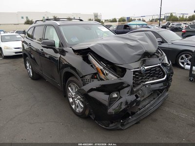 5TDXBRCH3PS****** 2023 Toyota Highlander
