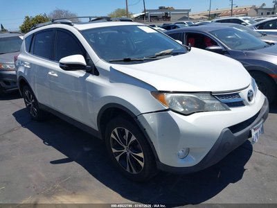 2T3YFREV7FW****** 2015 Toyota RAV4