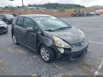 JHMGE8H56BC****** 2011 Honda Fit