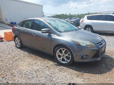 1FADP3J22DL****** 2013 Ford Focus