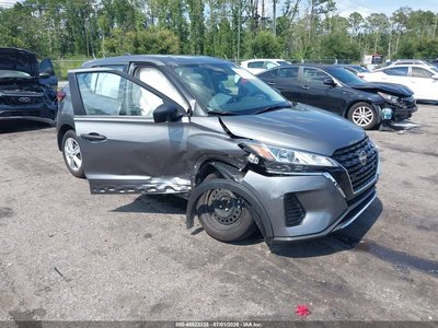 3N1CP5BVXSL****** 2025 Nissan Kicks Play