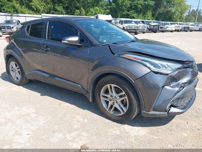 JTNKHMBX3L1****** 2020 Toyota C-HR