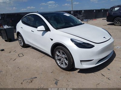 7SAYGDEE4RA****** 2024 Tesla Model Y
