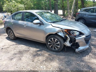2013 Mazda 3