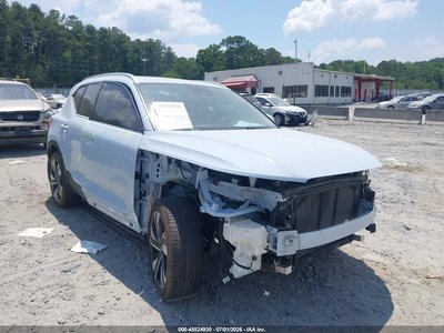 YV4L12UE1R2****** 2024 Volvo XC40