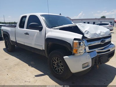 1GCRKSE32BZ****** 2011 Chevrolet Silverado 1500