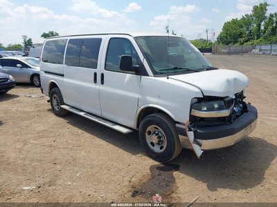 1GAZGYFG7F1****** 2015 Chevrolet Express 3500