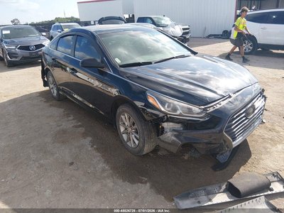 5NPE24AF1JH****** 2018 Hyundai Sonata