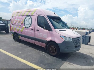 W1Y4DBHY5MT****** 2021 Mercedes-Benz Sprinter 2500