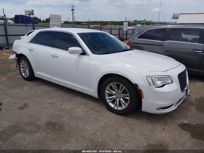 2017 Chrysler 300