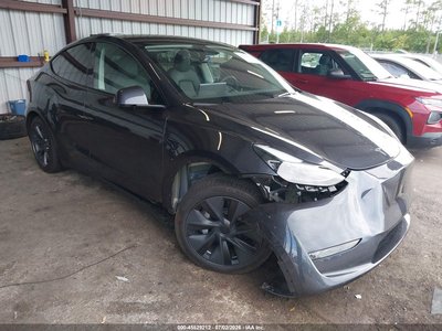2025 Tesla Model Y