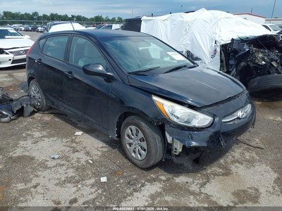 KMHCT5AE8HU****** 2017 Hyundai Accent