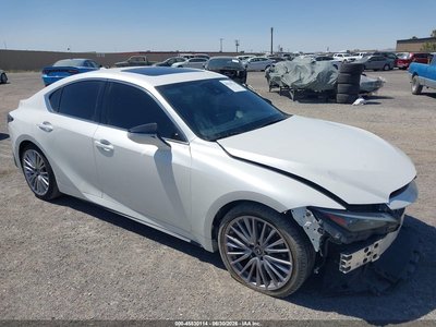 2022 Lexus IS