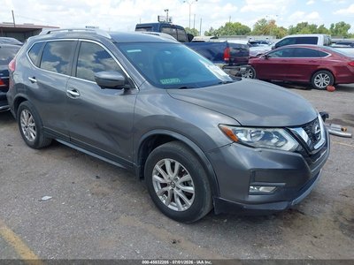 JN8AT2MT3HW****** 2017 Nissan Rogue