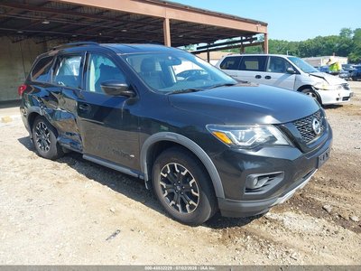 2020 Nissan Pathfinder