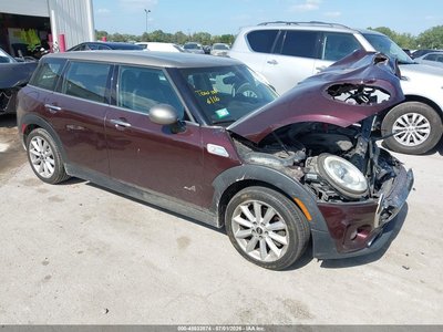 WMWLU5C5XH2****** 2017 MINI Clubman