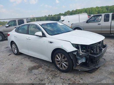 5XXGU4L37HG****** 2017 Kia Optima