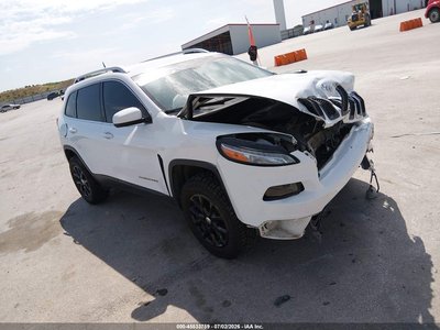 1C4PJMCS5HW****** 2017 Jeep Cherokee