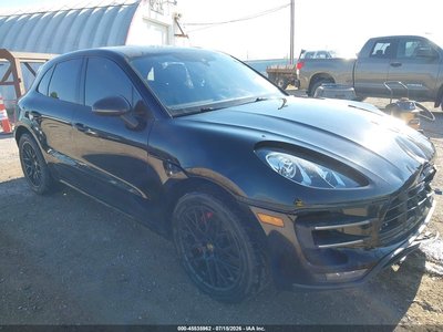 2015 Porsche Macan