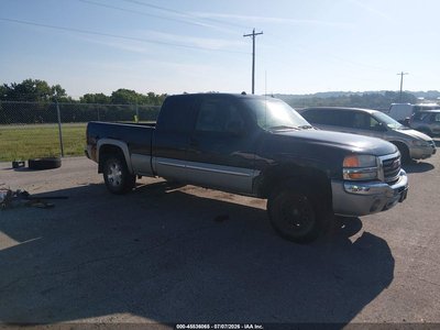 1GTEK19Z65Z****** 2005 GMC Sierra 1500