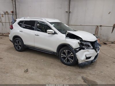 JN8AT2MV2JW****** 2018 Nissan Rogue