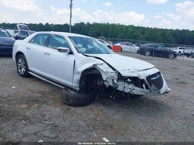 2019 Chrysler 300