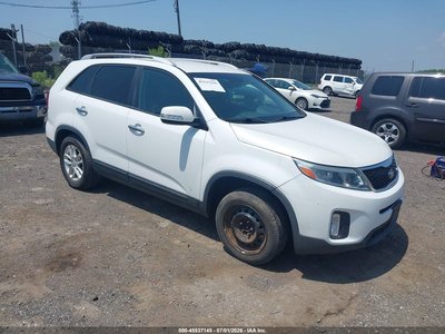 5XYKT3A62FG****** 2015 Kia Sorento