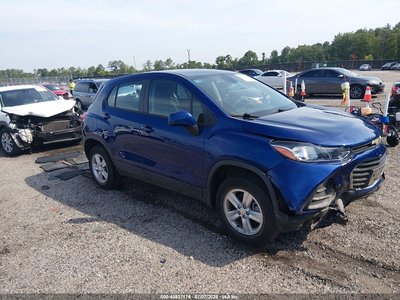 3GNCJNSB5HL****** 2017 Chevrolet Trax