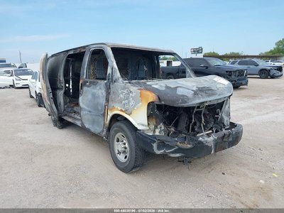 1GCWGFCAXE1****** 2014 Chevrolet Express 2500