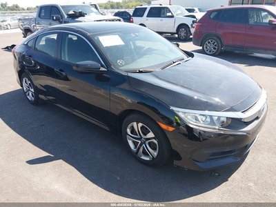 2HGFC2F52JH****** 2018 Honda Civic