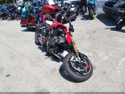 ZDMFAKNW6NB****** 2022 Ducati Streetfighter