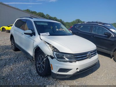 3VV3B7AXXLM****** 2020 Volkswagen Tiguan