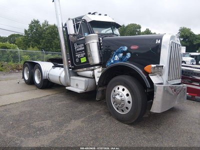 2002 Peterbilt 379