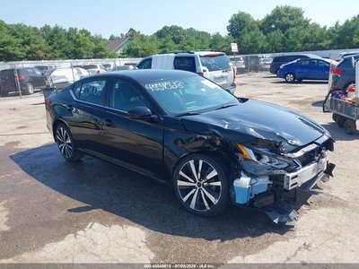 1N4BL4CW4KC****** 2019 Nissan Altima