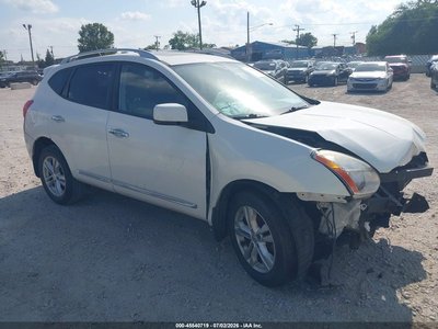 JN8AS5MV7DW****** 2013 Nissan Rogue
