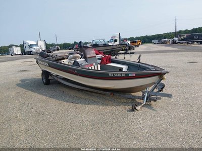1989 Tracker Pro V17 Bass Boat And Trailer