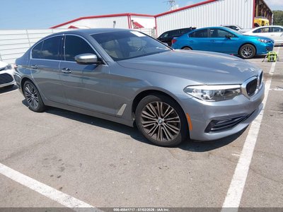 WBAJA5C56JW****** 2018 BMW 5 Series