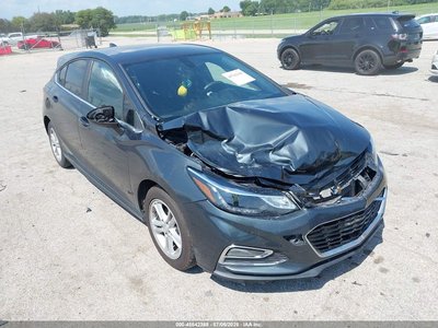 3G1BE6SM7HS****** 2017 Chevrolet Cruze