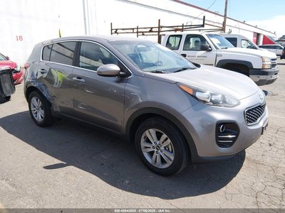 KNDPMCAC3J7****** 2018 Kia Sportage