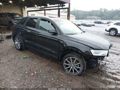 WA1ECCFS2JR****** 2018 Audi Q3