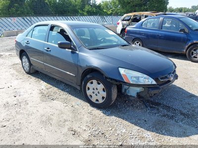 1HGCM56333A****** 2003 Honda Accord