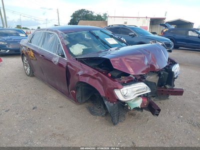 2C3CCAAG8KH****** 2019 Chrysler 300