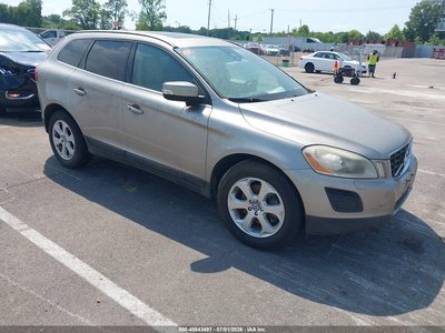 YV4952DL8D2****** 2013 Volvo XC60
