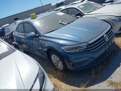 3VWC57BU1LM****** 2020 Volkswagen Jetta