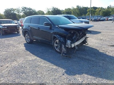 5TDYZRFH0HS****** 2017 Toyota Highlander