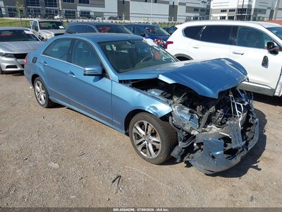 WDDHF5GB8AA****** 2010 Mercedes-Benz E 350