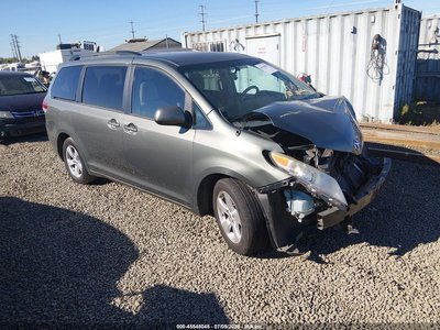 2014 Toyota Sienna