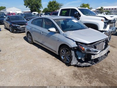 KMHC85LC7HU****** 2017 Hyundai Ioniq Hybrid