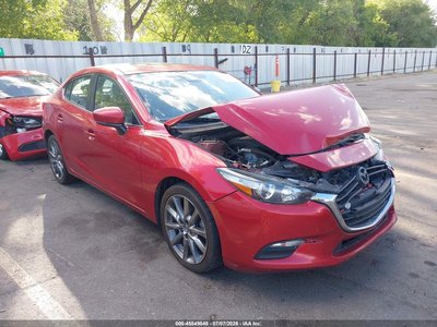 JM1BN1V30J1****** 2018 Mazda 3