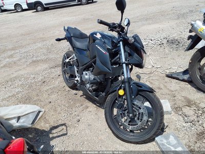 MLHNC5214G5****** 2016 Honda CB300F